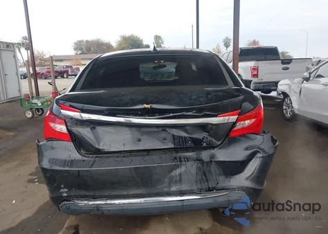 2013 Chrysler 200 Lx из США, поврежденный, VIN 1C3CCBAB7DN686065